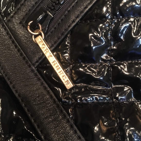 Large Tory Burch Tote Black Patent Leather - Picture 7 of 8